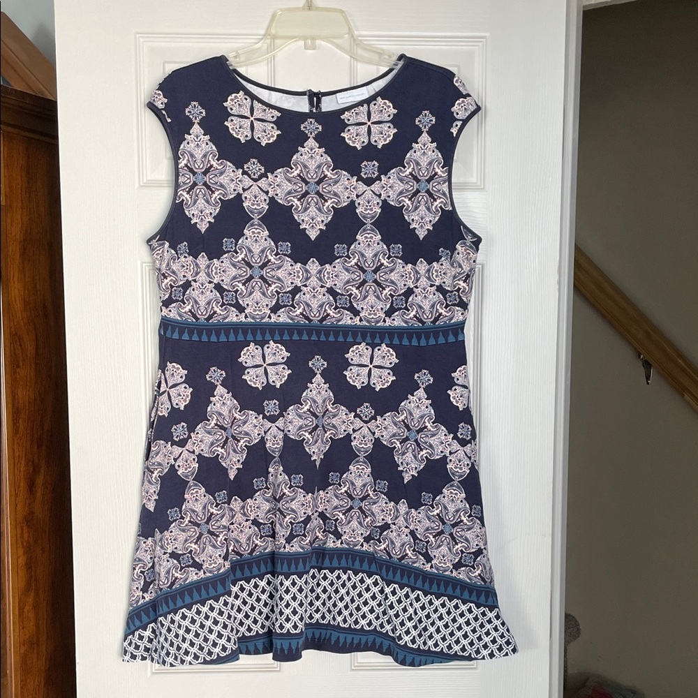 New York & Company Navy and White Paisley Dress